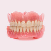 Как выглядит съёмный акриловый протез Фото съёмного акрилового протеза